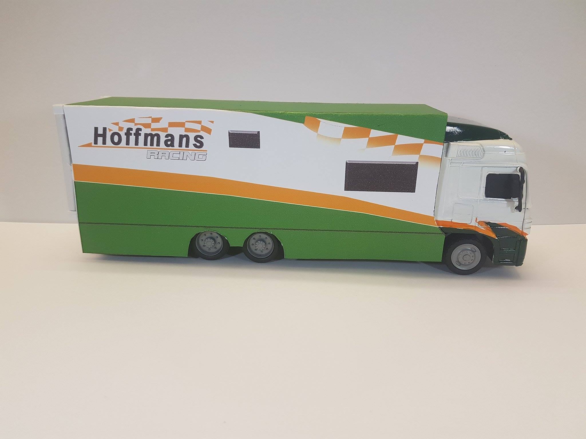 Hoffmans Truck | Stox Signs